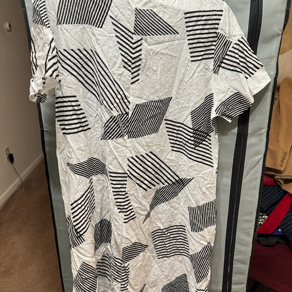 Women’s MultiColored Blouse - Picture 2 of 2